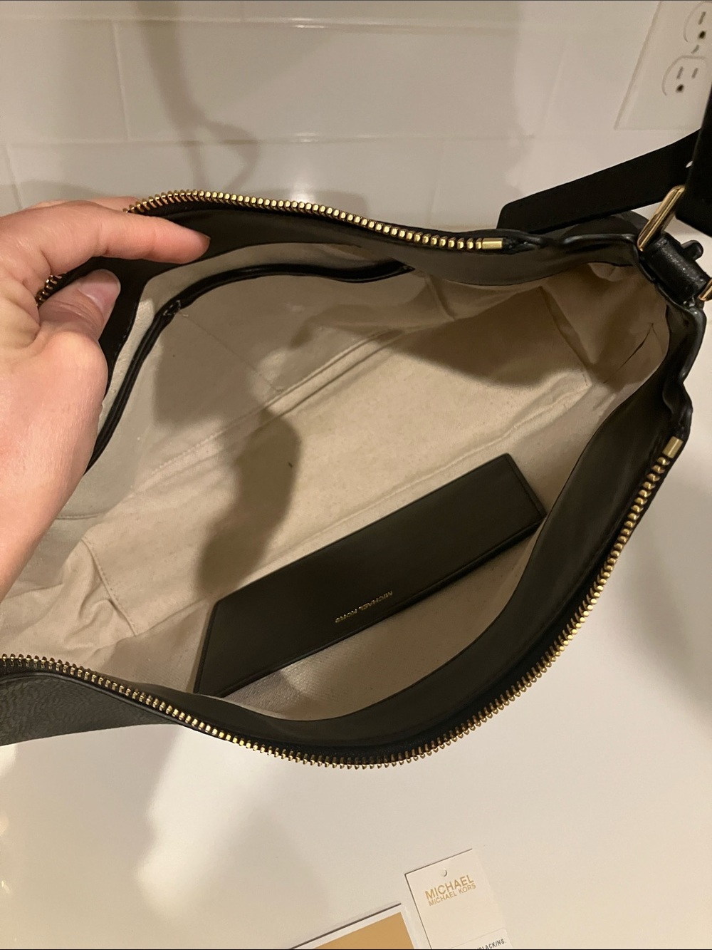 MICHAEL MICHAEL KORS Nolita Medium Pebbled Leather Shoulder Bag Retails $299.50 - Picture 8 of 14